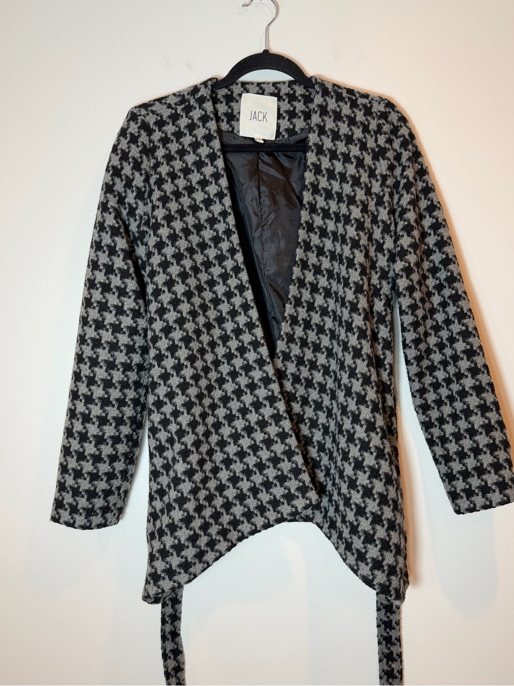 Jack by BB Dakota Gray & Black Houndstooth Asymmetrical Belted Jacket Medium - Picture 7 of 14